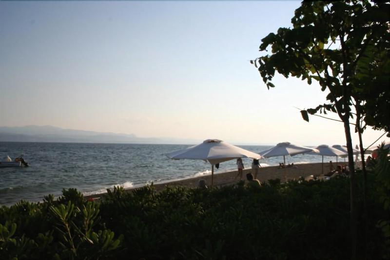 Posidonia Pension Amarynthos Exterior foto