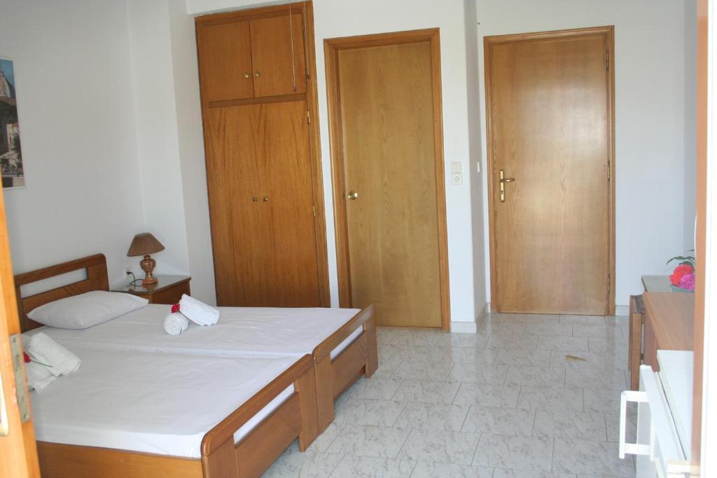 Posidonia Pension Amarynthos Quarto foto