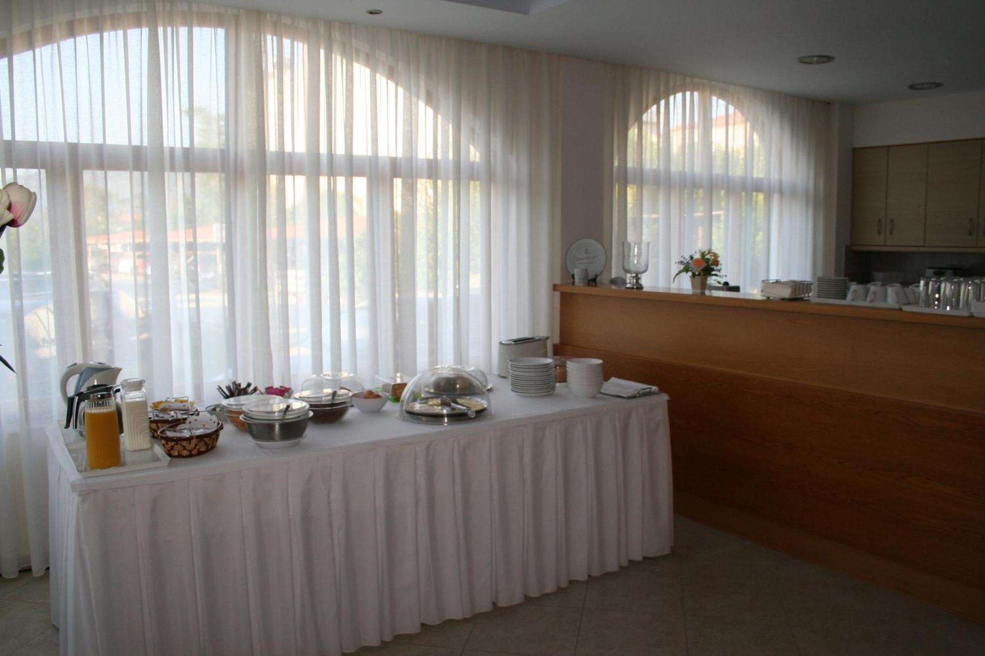 Posidonia Pension Amarynthos Exterior foto