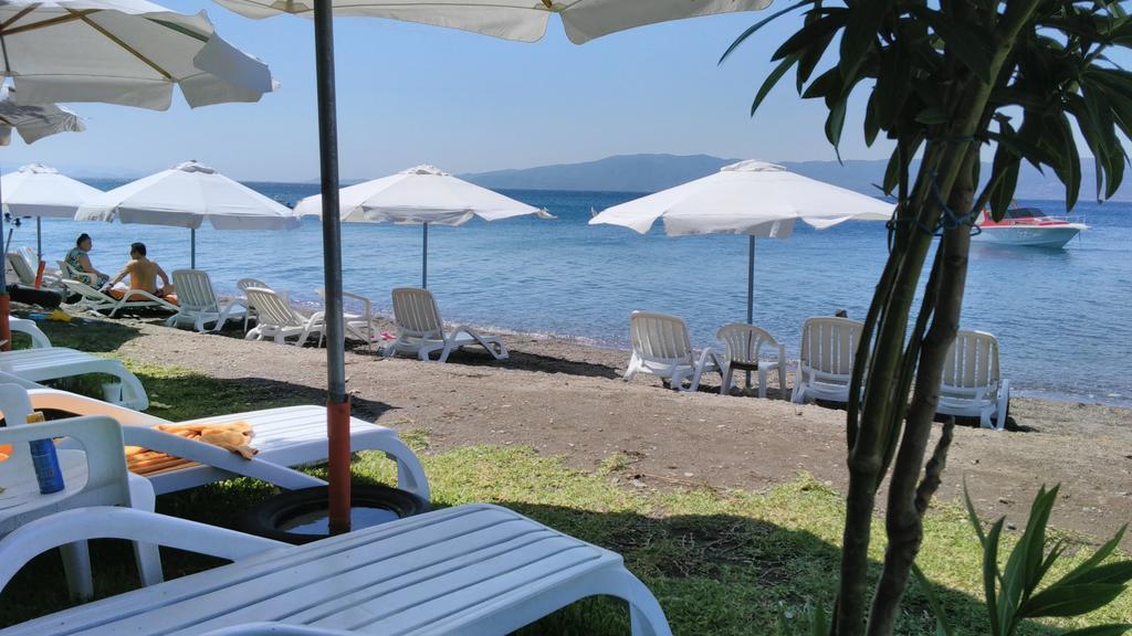 Posidonia Pension Amarynthos Exterior foto